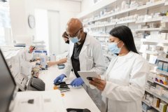 <b>李安琪旷世名流资讯网上线智能内容推荐</b>